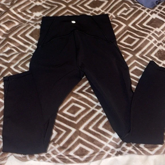 Lulu lemon leggings - Picture 3 of 11
